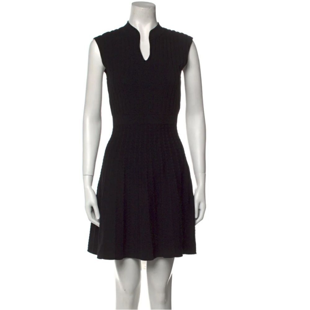 Ted Baker London Mini Dress Womens Sz 3 (US 8)Black Knit  V Neck Sleeveless